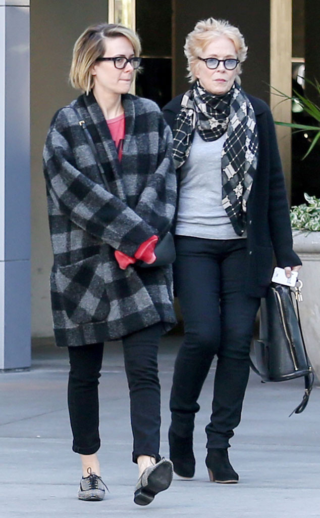 Sarah Paulson Finally Confirms She's Dating Holland Taylor, Says They